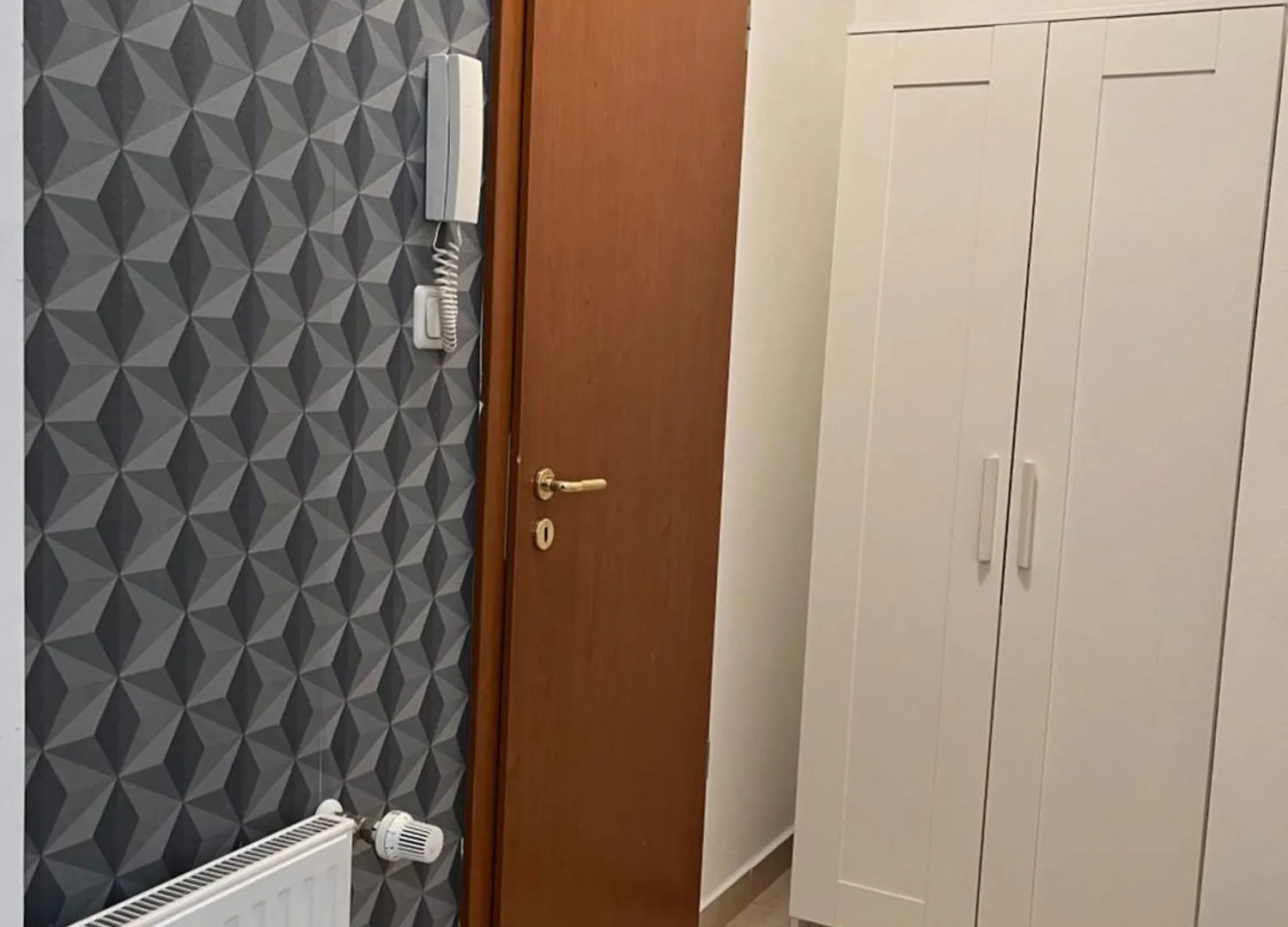 Downtown Rose Garden Apartments Whit Garage Opcional Будапешт