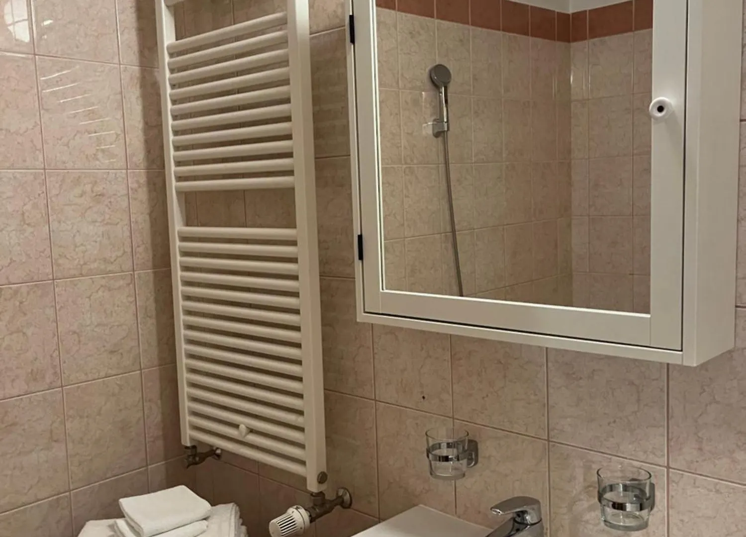 Downtown Rose Garden Apartments Whit Garage Opcional Будапешт