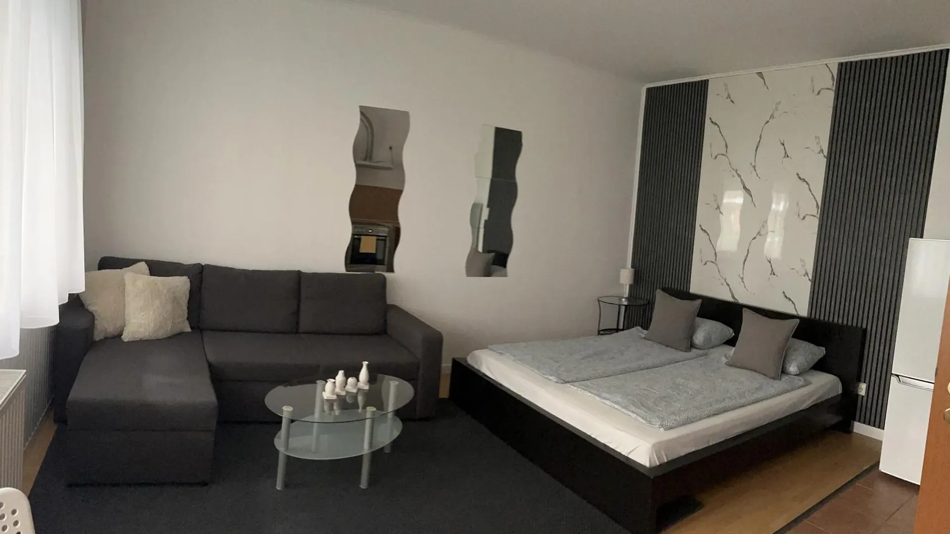 Downtown Rose Garden Apartments Whit Garage Opcional Будапешт